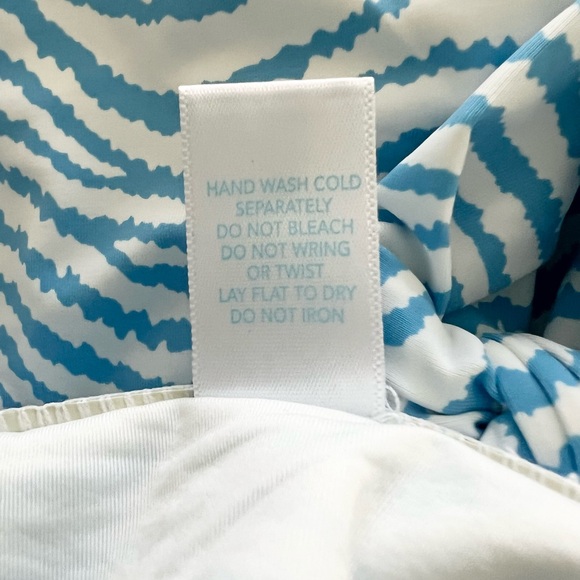 J.McLaughlin Blue Zebra Print Strapless One Piece Swimsuit Size 6 Resort - Picture 7 of 9